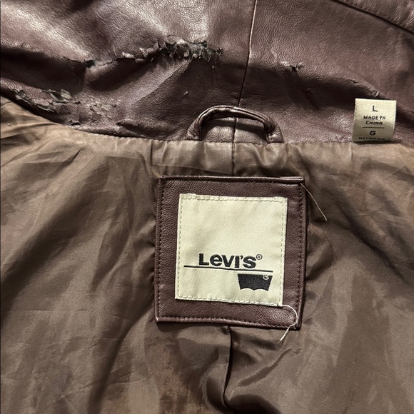 Levi’s Faux Leather Jacket - Picture 6 of 6
